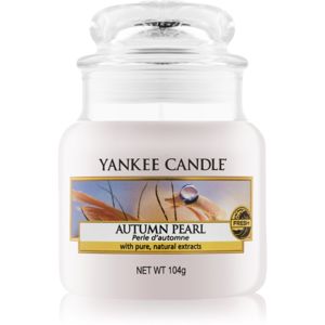 Yankee Candle Autumn Pearl vonná svíčka Classic střední 104 g