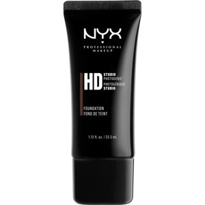 NYX Professional Makeup HD Studio tekutý make-up odstín 114 Deep Espresso 33,3 ml