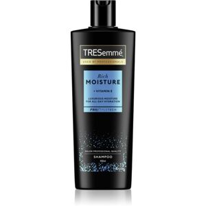 TRESemmé Rich Moisture hydratační šampon s vitamínem E Pro Style Technologie™ 400 ml